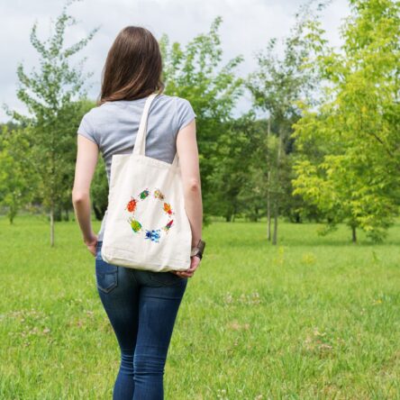 sac tote bag pratique et écologique, illustré de petits insectes imaginés par notre artiste Abi