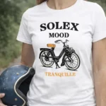 t shirt femme solex mood tranquille blanc casque vintage bleu main style retro scooter impression dtf premium