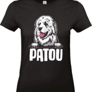 T-shirt avec illustration chien Patou heureux.
