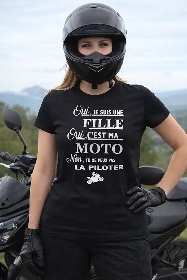 t shirt motarde femme oui c est ma moto humour biker noir porté motarde casque moto kawasaki Z1000