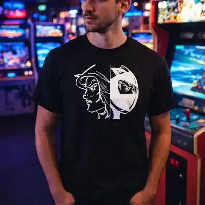 t shirt noir porté actarus rider double identite manga casque pilote impression dtf pilou shop 64