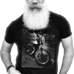 t shirt noir Moto Guzzi vintage impression noir et blanc style cafe racer porte PAR KERNFOX ALIAS MARCO M