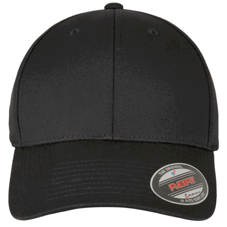 Casquette noire avec visière arrondie et étiquette Flexfit.