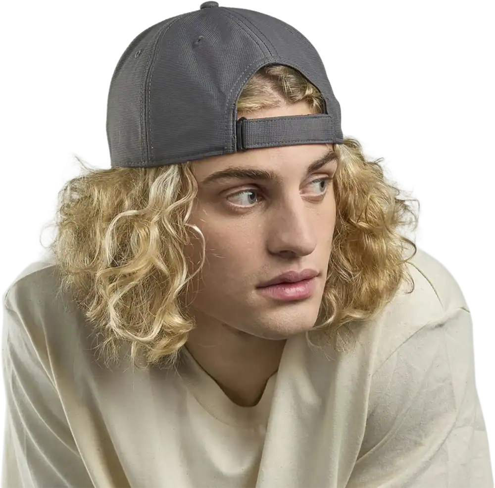 Casquette Atlantis Estoril personnalisable avec visière contrastée marquage logo entreprise Pilou Shop 64 fermeture a scratch