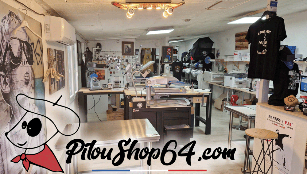 Boutique artisanale avec articles personnalisés.