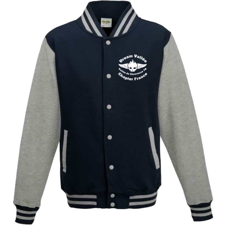 Veste universitaire bleue et grise avec logo imprimé.