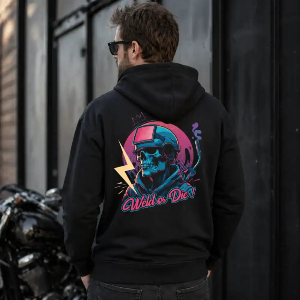 Sweat weld or die porté par homme en extérieur urbain de dos