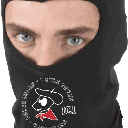 Homme portant une cagoule noire personnalisée.