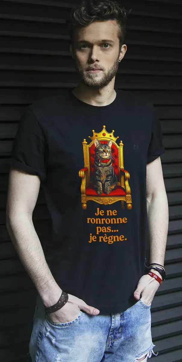 T shirt chat roi humour je ne ronronne pas je regne noir porté homme