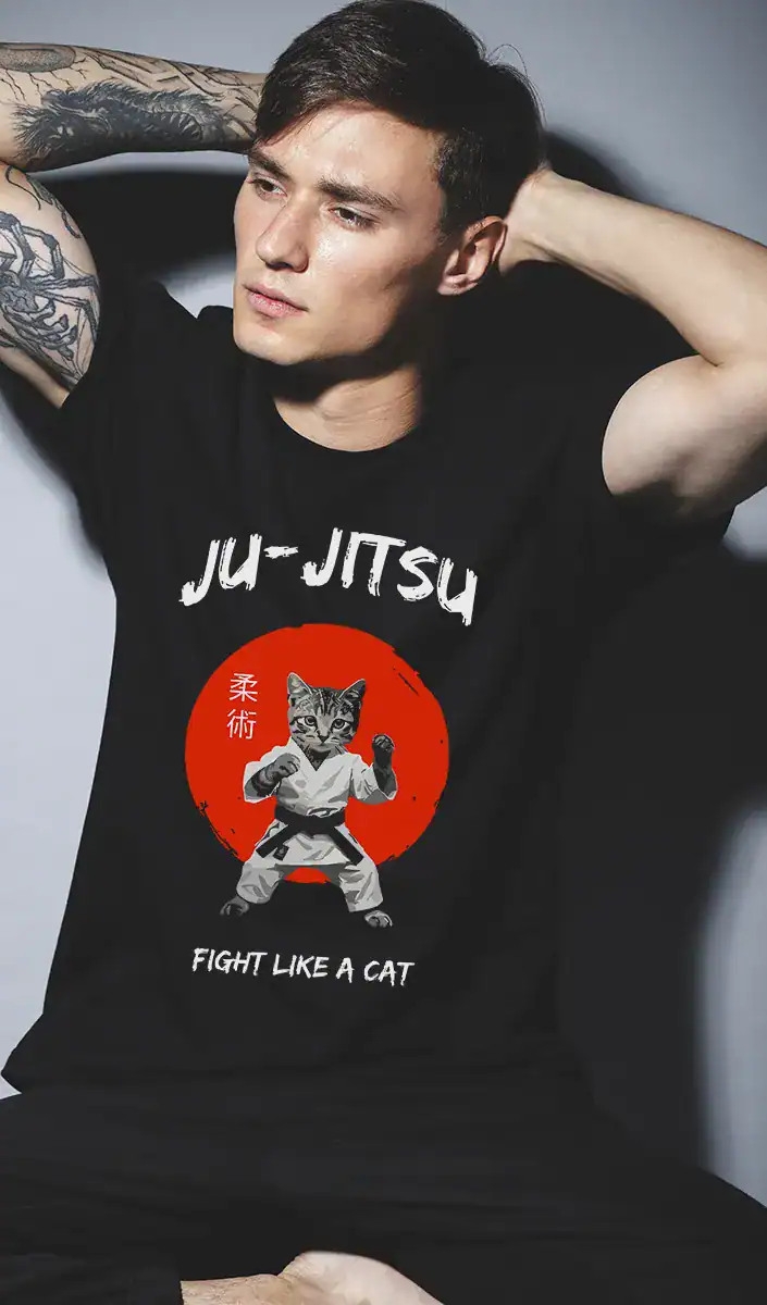 T shirt Ju Jitsu Fight Like a Cat chat arts martiaux impression premium porté par un homme