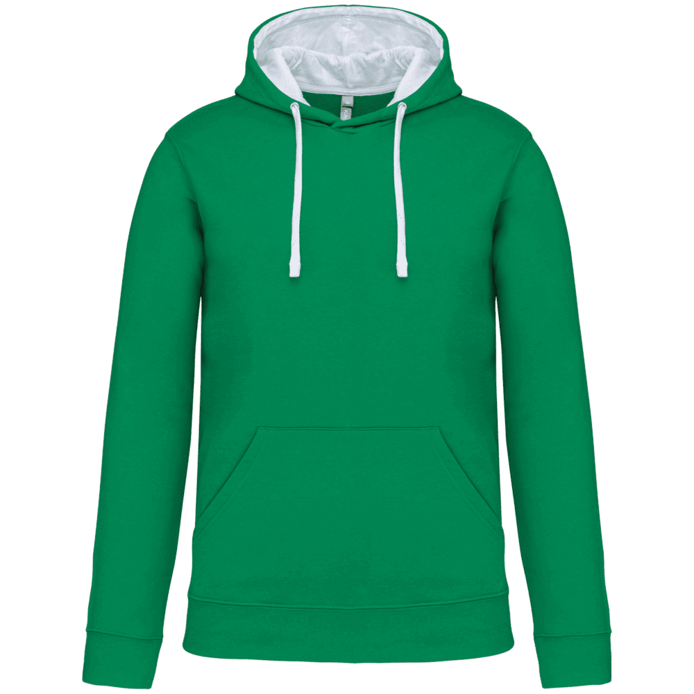 Sweat à capuche vert avec cordons blancs.
