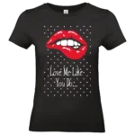 T-shirt femme noir Love Me Like You Do avec visuel lèvres rouges graphique