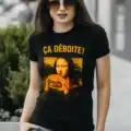 femme portant un T-shirt noir humour Ça déboîte avec la Joconde mangeant un burger