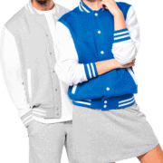 Couple portant vestes varsity grise et bleue Kariban