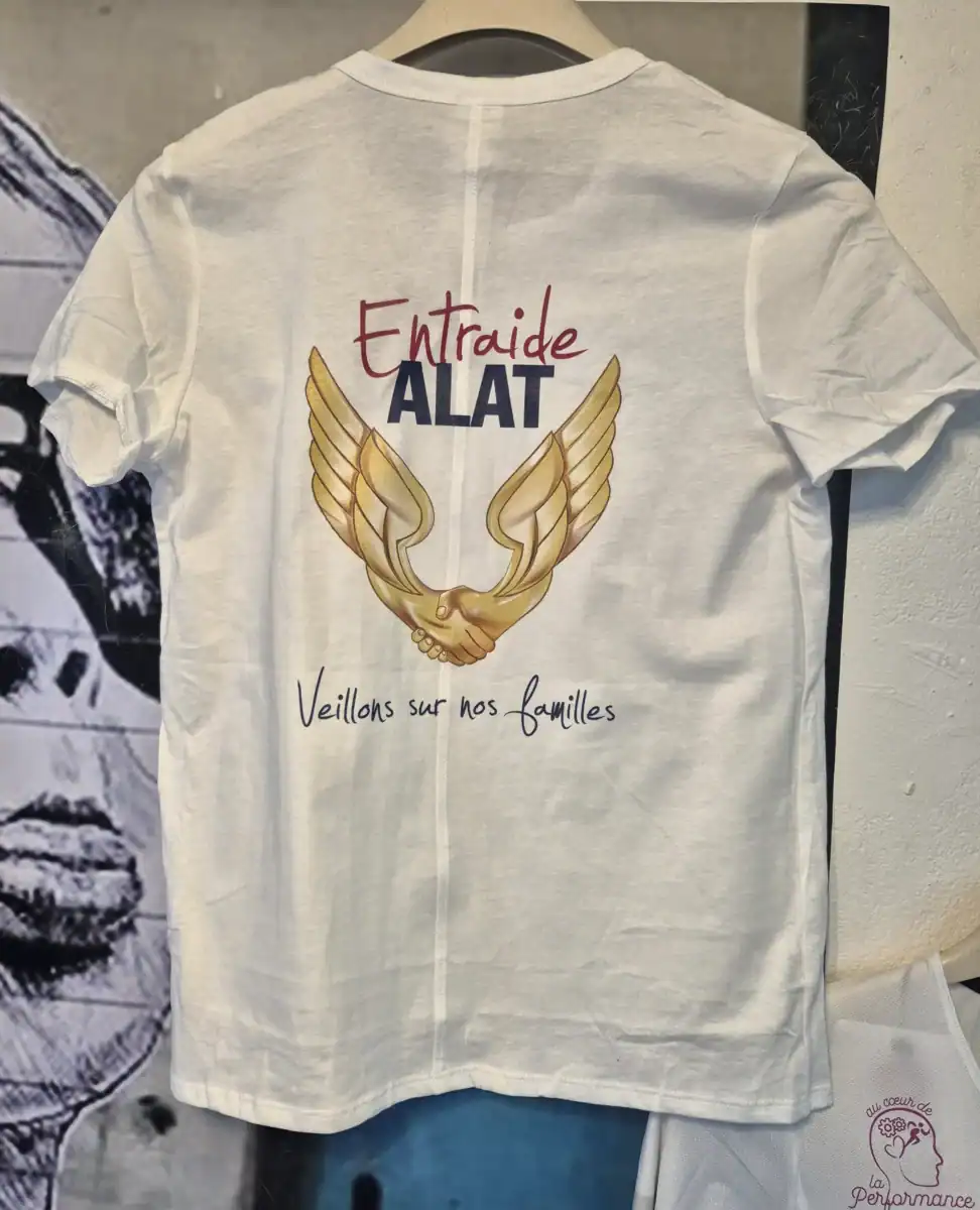 T-shirt personnalisé réalisé pour l’Entraide ALAT de Dax avec marquage textile premium Pilou Shop 64